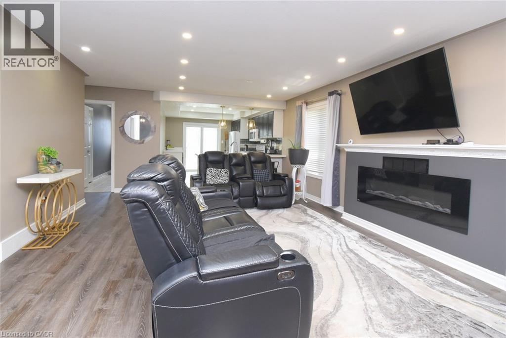 334 St. Lawrence Drive, Welland, Ontario  L3C 7H7 - Photo 7 - 40837158