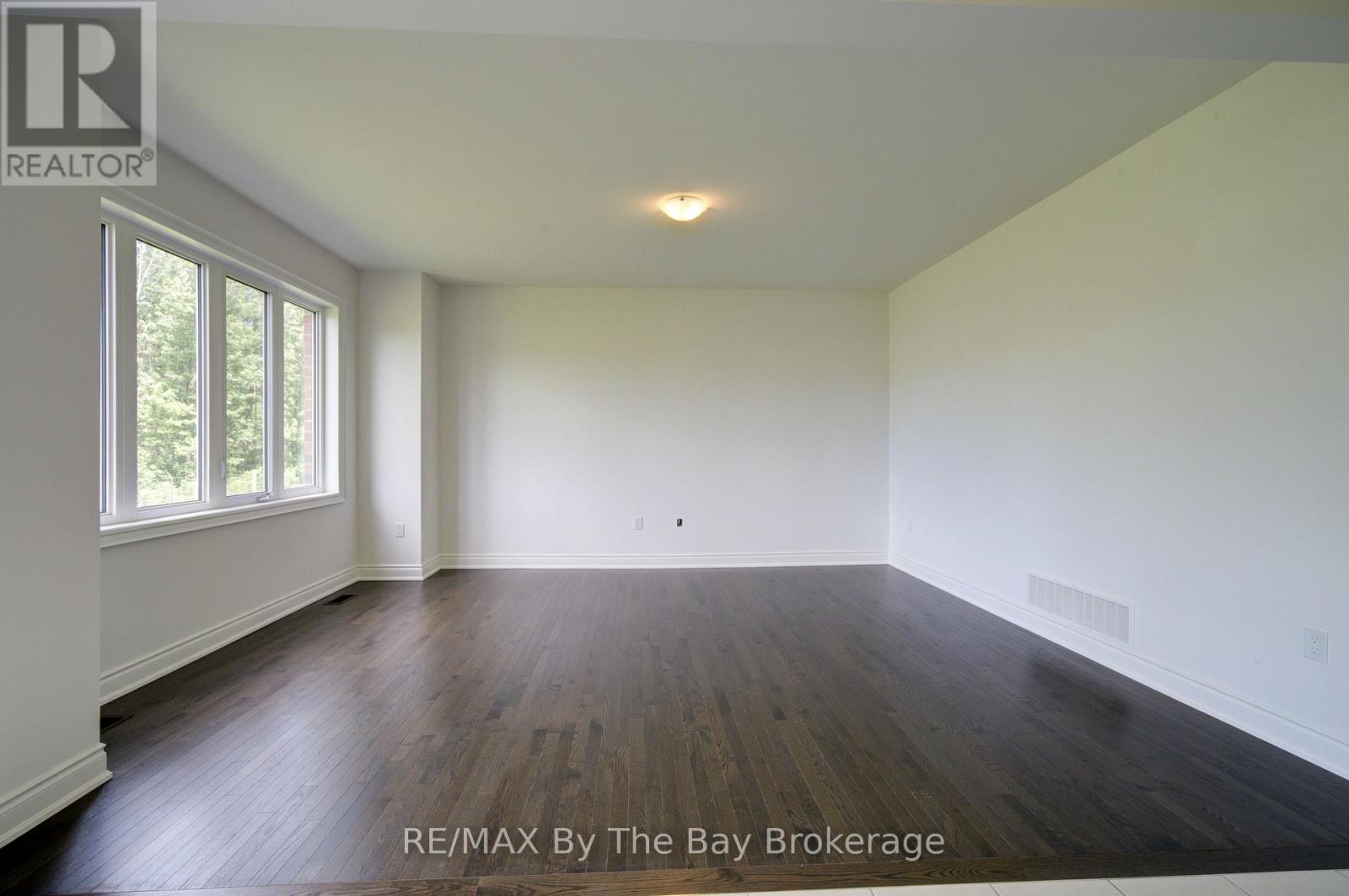 18 Amber Drive, Wasaga Beach, Ontario  L9Z 0R9 - Photo 11 - S13457602