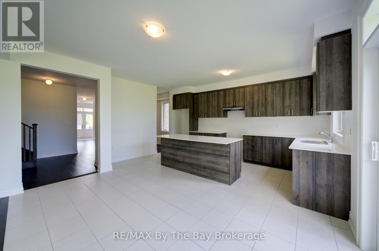 18 Amber Drive, Wasaga Beach, Ontario  L9Z 0R9 - Photo 12 - S13457602