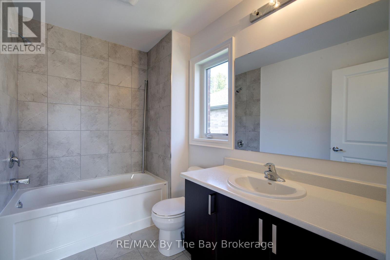 18 Amber Drive, Wasaga Beach, Ontario  L9Z 0R9 - Photo 29 - S13457602