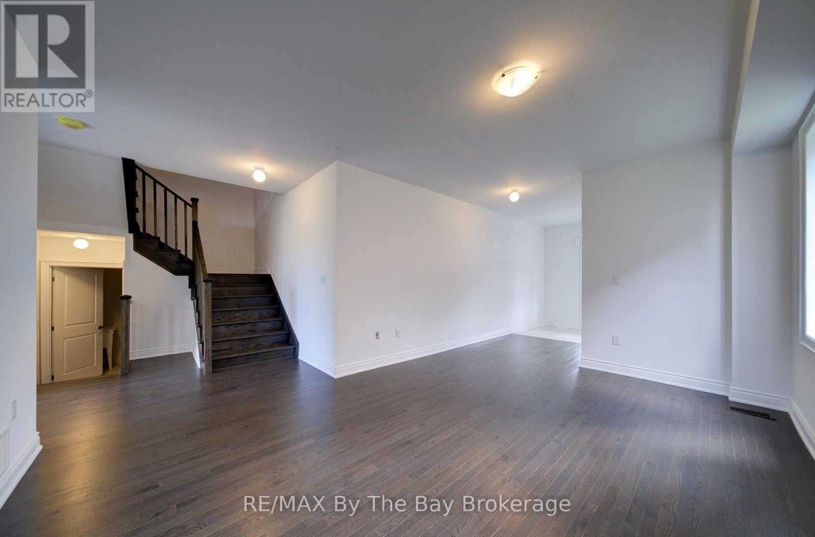 18 Amber Drive, Wasaga Beach, Ontario  L9Z 0R9 - Photo 6 - S13457602