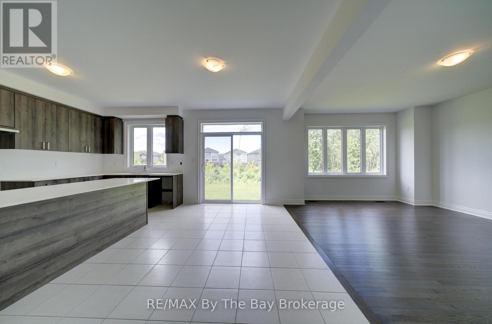 18 Amber Drive, Wasaga Beach, Ontario  L9Z 0R9 - Photo 8 - S13457602