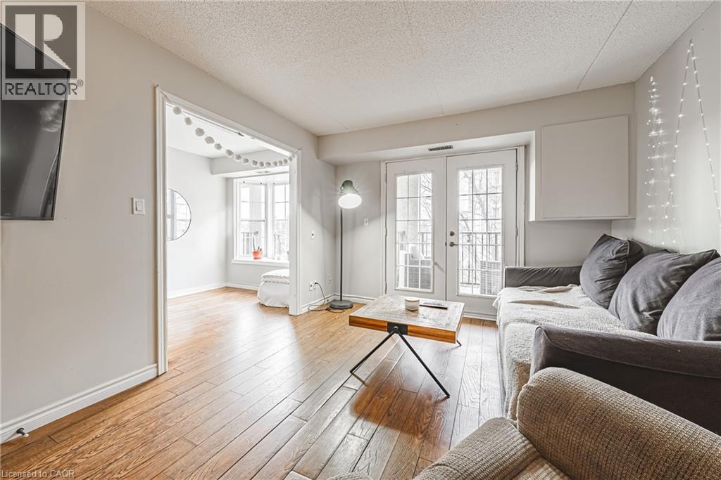 1451 Walkers Line Unit# 313, Burlington, Ontario  L7M 4P1 - Photo 2 - 40839852