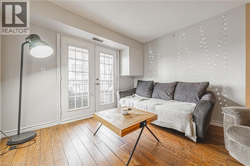 1451 Walkers Line Unit# 313, Burlington, Ontario  L7M 4P1 - Photo 4 - 40839852