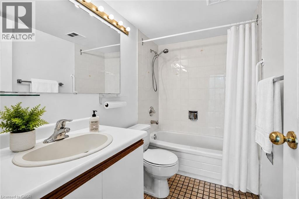 1225 North Shore Boulevard E Unit# 710, Burlington, Ontario  L7S 1Z6 - Photo 19 - 40840415