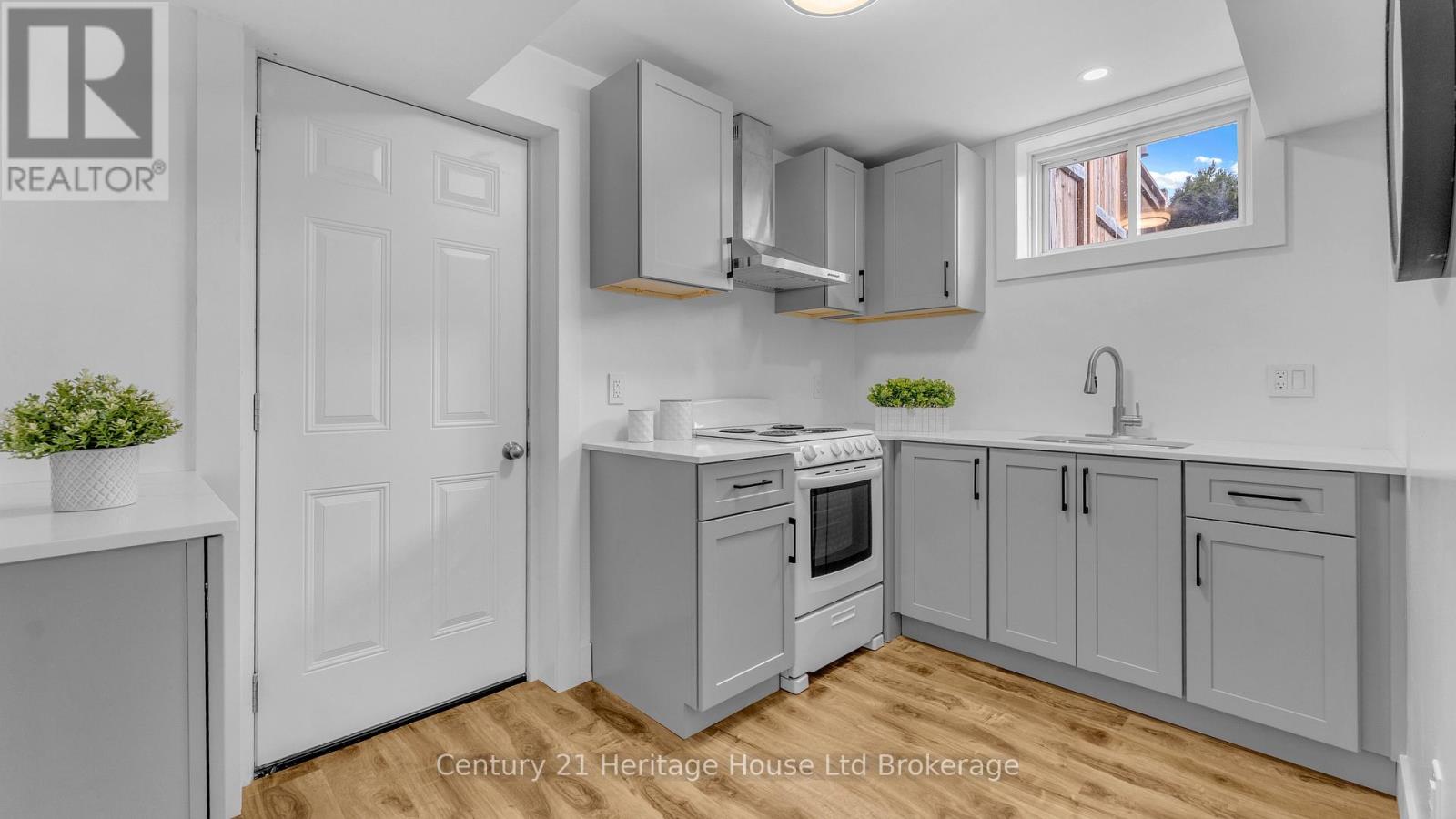 1411 Sandbar Street, London North, Ontario  N6G 0V4 - Photo 31 - X13457950