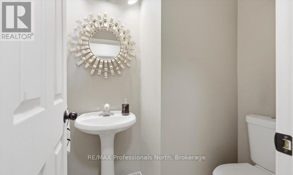98 Roxton Road, Oakville, Ontario  L6H 6V4 - Photo 13 - W13457718