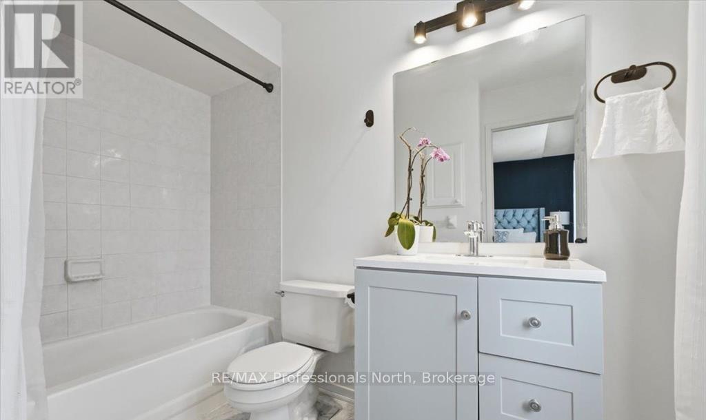 98 Roxton Road, Oakville, Ontario  L6H 6V4 - Photo 15 - W13457718