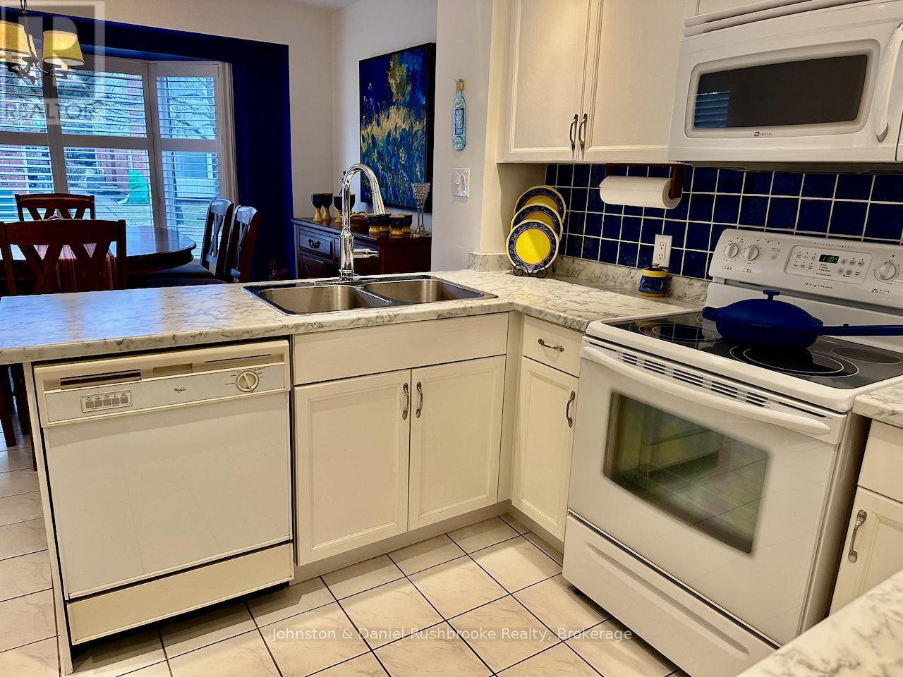 39 Shoreline Drive, Bracebridge, Ontario  P1L 1Z3 - Photo 11 - X13457784