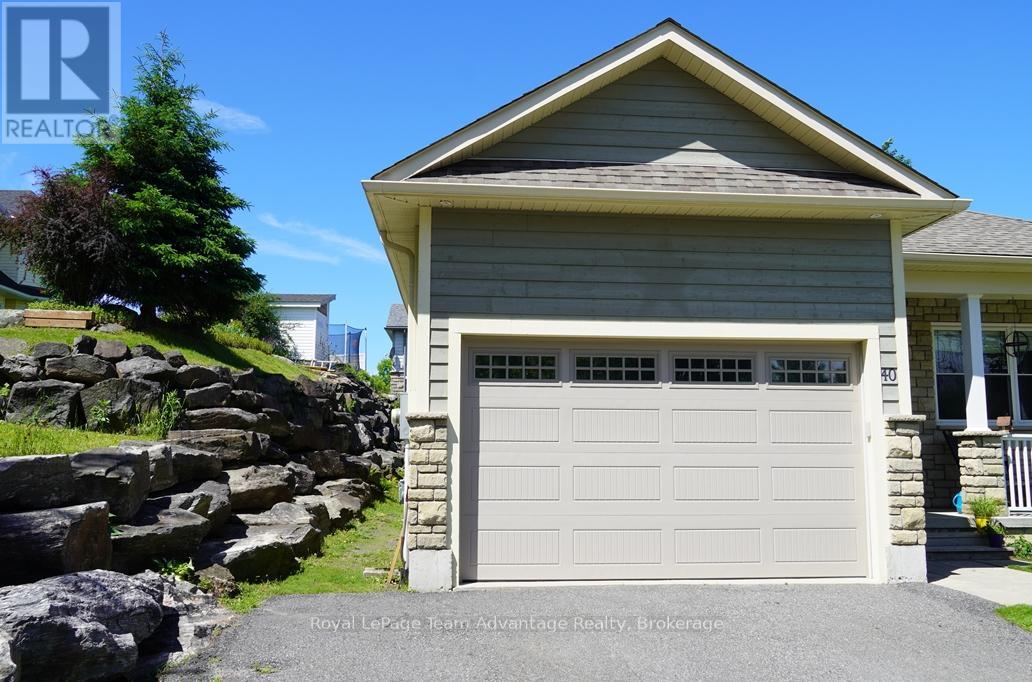 40 Winnifred Avenue E, Parry Sound, Ontario  P2A 2E7 - Photo 15 - X13457918
