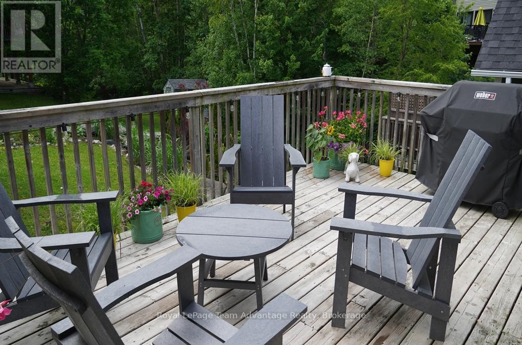 40 Winnifred Avenue E, Parry Sound, Ontario  P2A 2E7 - Photo 17 - X13457918