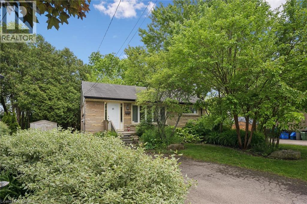 16 Beaucourt Place, Hamilton, Ontario  L8S 2P7 - Photo 2 - 40840126