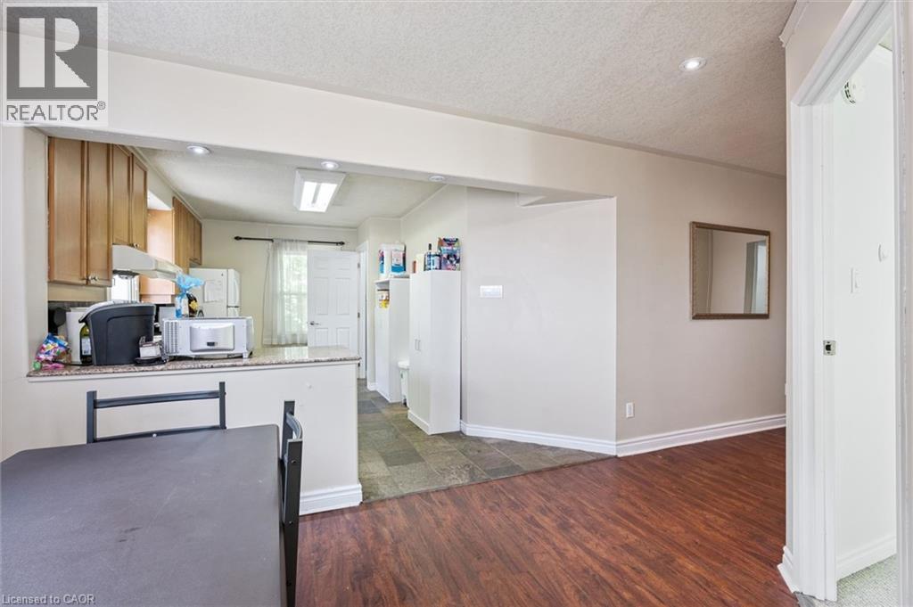 16 Beaucourt Place, Hamilton, Ontario  L8S 2P7 - Photo 3 - 40840126