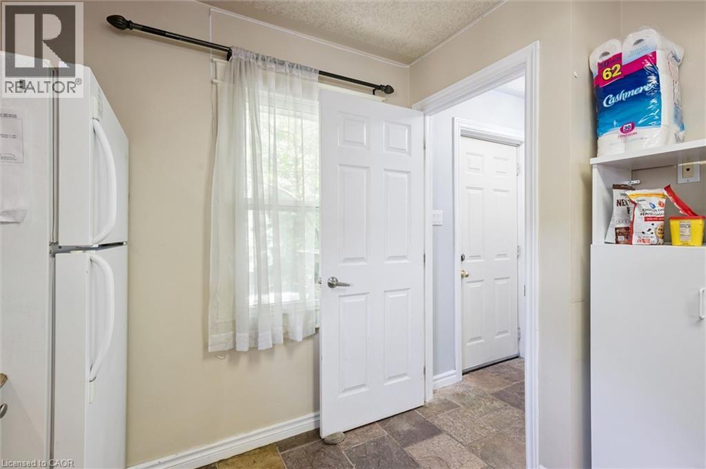 16 Beaucourt Place, Hamilton, Ontario  L8S 2P7 - Photo 8 - 40840126