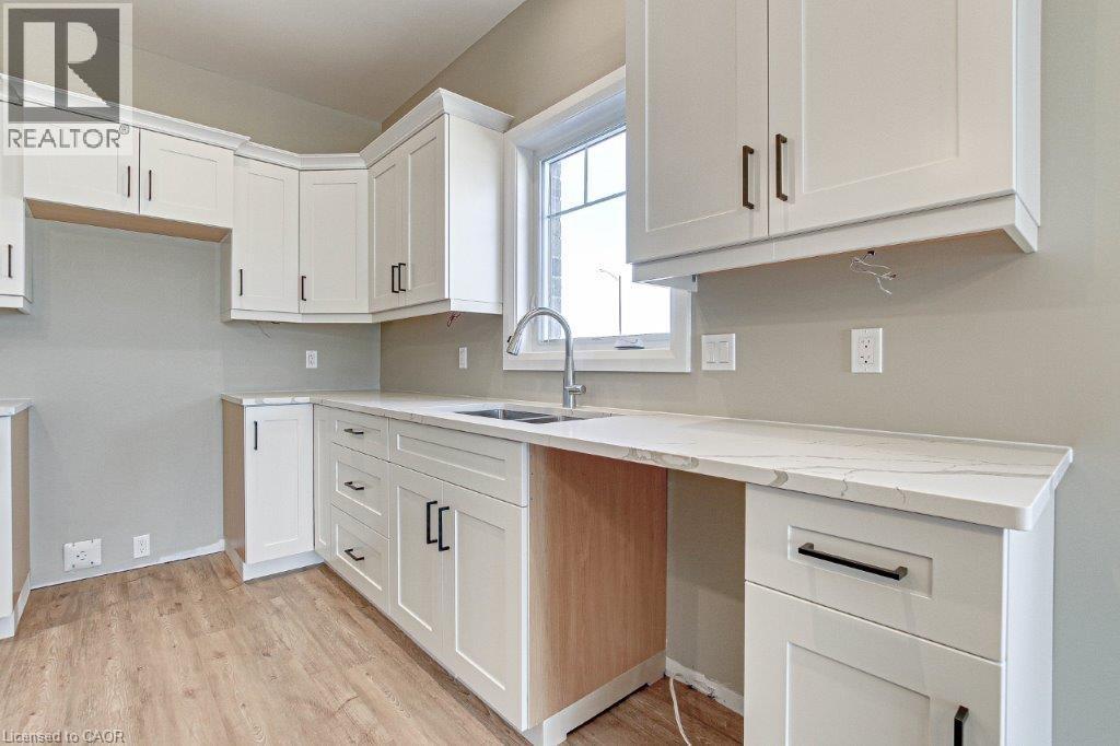 381 Argyle Avenue, Delhi, Ontario  N4B 0B2 - Photo 10 - 40840429
