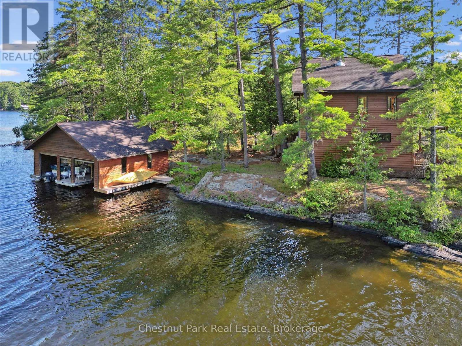 1 Diamond Island, Gravenhurst, Ontario  P1P 1R3 - Photo 2 - X13458660