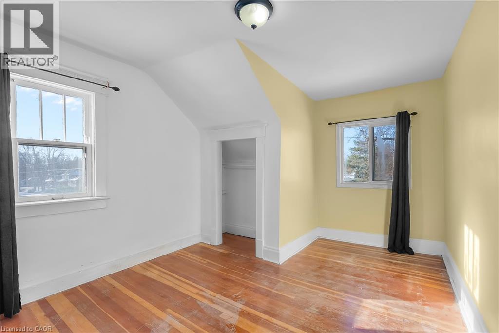 5932 Carlton Avenue, Niagara Falls, Ontario  L2G 5J5 - Photo 15 - 40840508
