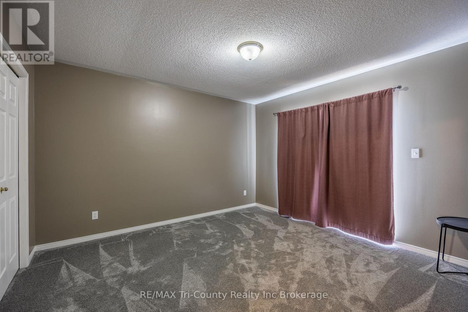 23 Magnolia Drive, Tillsonburg, Ontario  N4G 5N9 - Photo 11 - X13458988