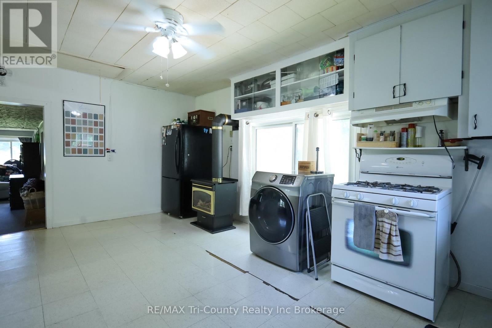 4942 59 Highway, Norfolk, Ontario  N0J 1E0 - Photo 7 - X13459026