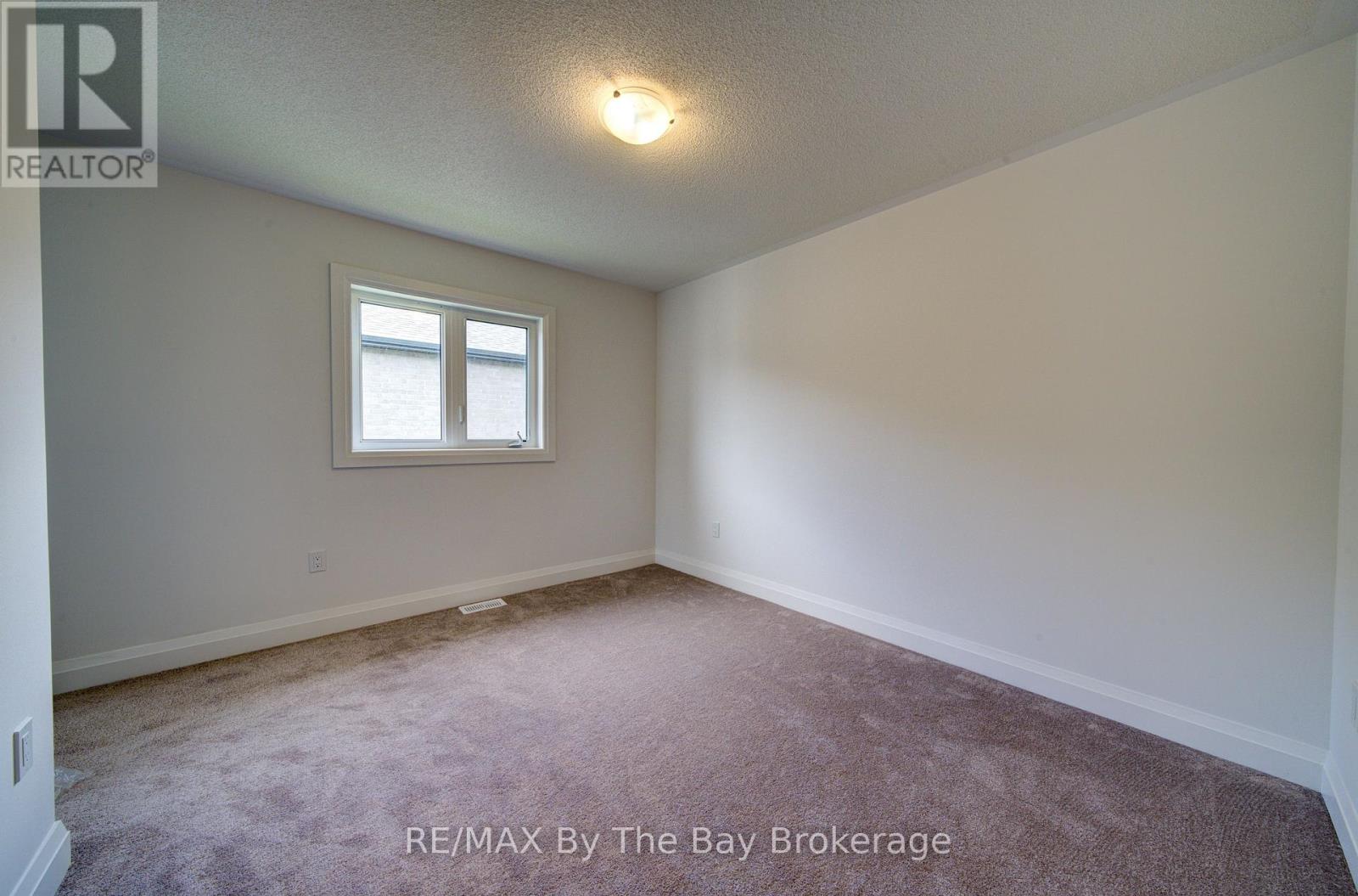 56 Amber Drive, Wasaga Beach, Ontario  L9Z 0R9 - Photo 25 - S13459060