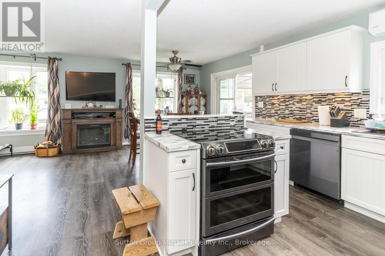 8 Gouldie Street, Huntsville, Ontario  P1H 1M5 - Photo 12 - X13459234