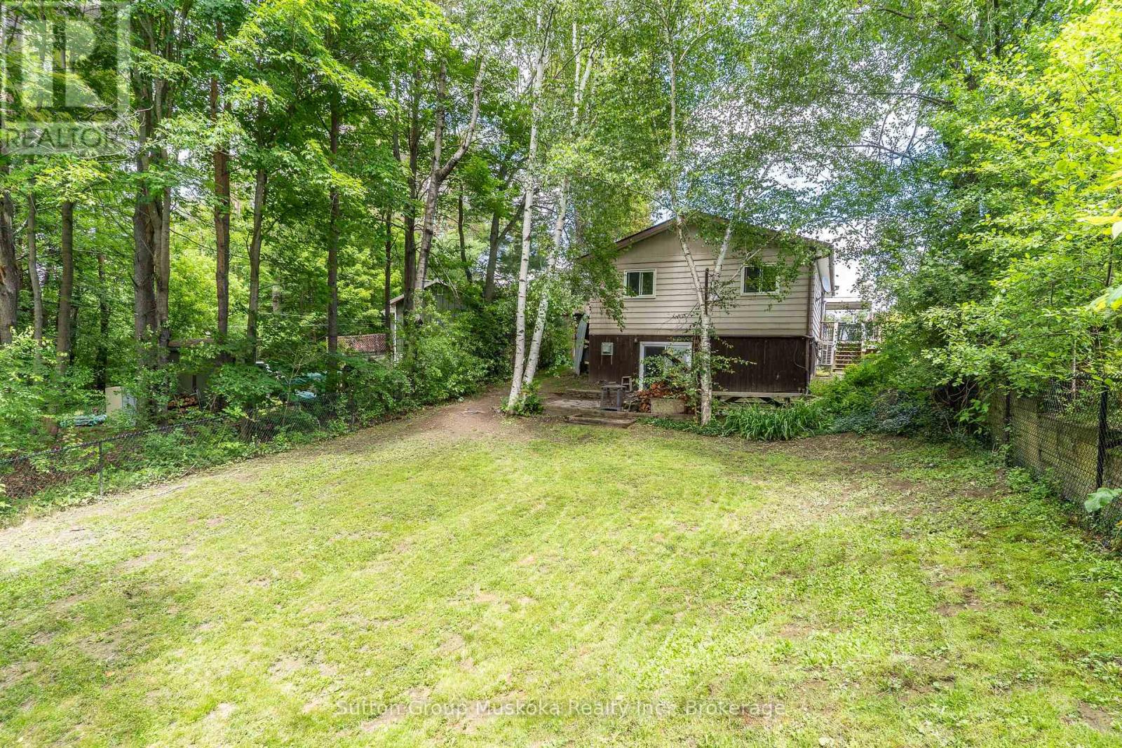 8 Gouldie Street, Huntsville, Ontario  P1H 1M5 - Photo 34 - X13459234