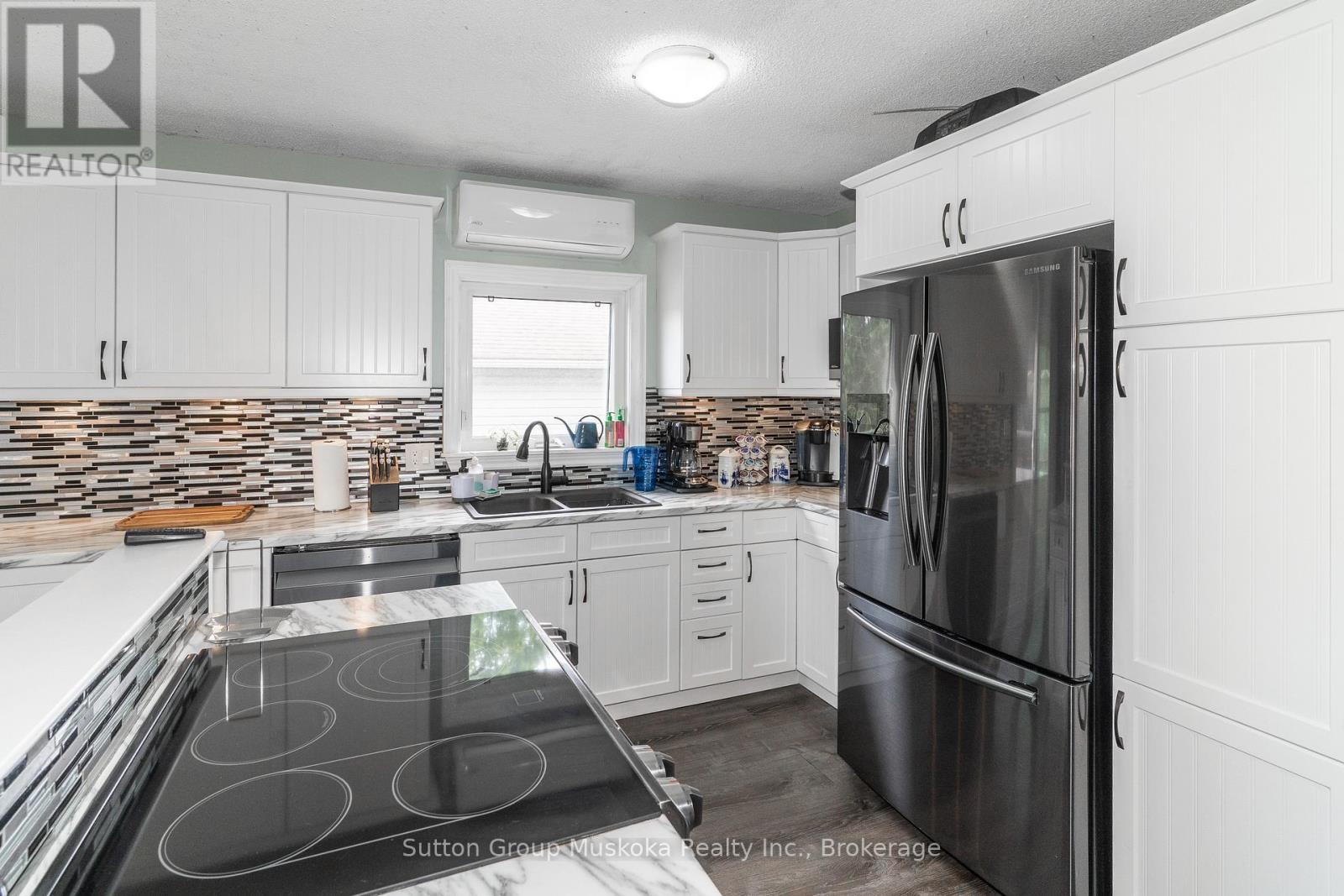 8 Gouldie Street, Huntsville, Ontario  P1H 1M5 - Photo 9 - X13459234