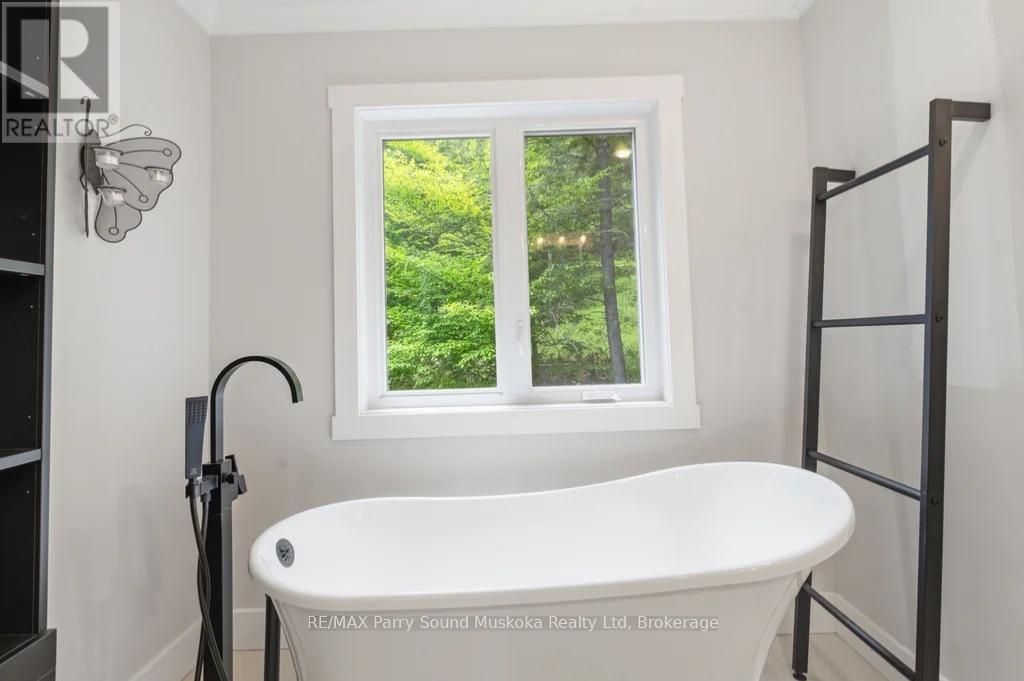 1087 Prospect Lake Road, Bracebridge, Ontario  P1L 1X1 - Photo 15 - X13459280