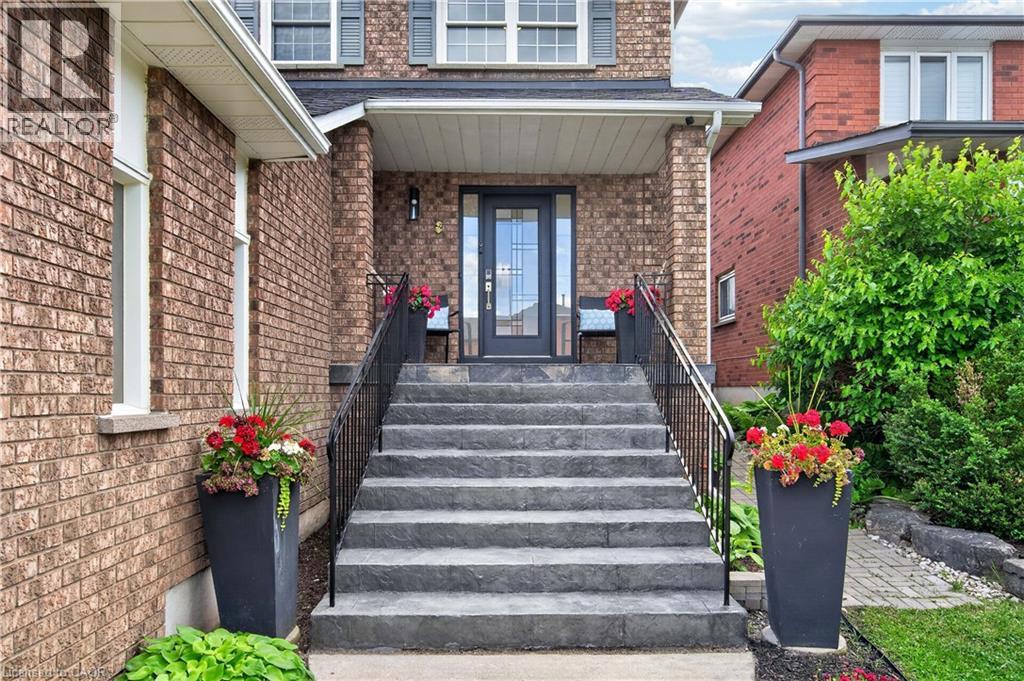 119 Boulding Avenue, Waterdown, Ontario  L8B 0M2 - Photo 2 - 40840741