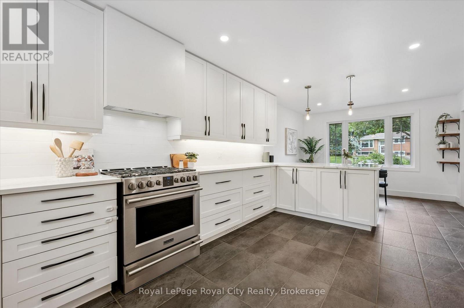 535 Sprucehill Avenue, Waterloo, Ontario  N2L 4V8 - Photo 16 - X13459364