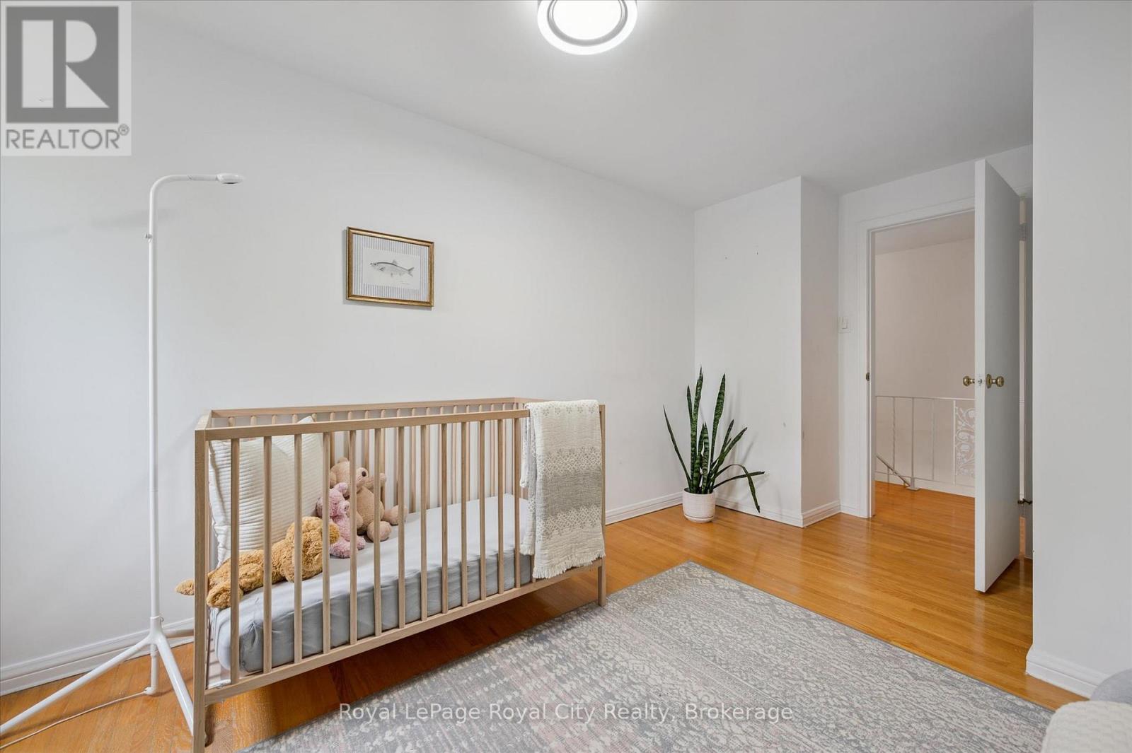 535 Sprucehill Avenue, Waterloo, Ontario  N2L 4V8 - Photo 28 - X13459364