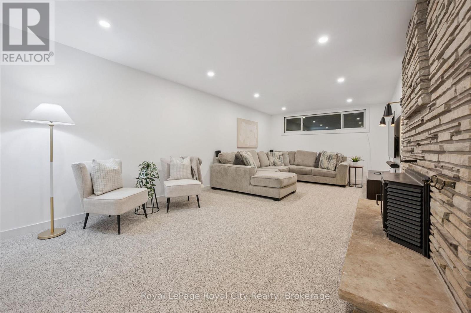 535 Sprucehill Avenue, Waterloo, Ontario  N2L 4V8 - Photo 31 - X13459364