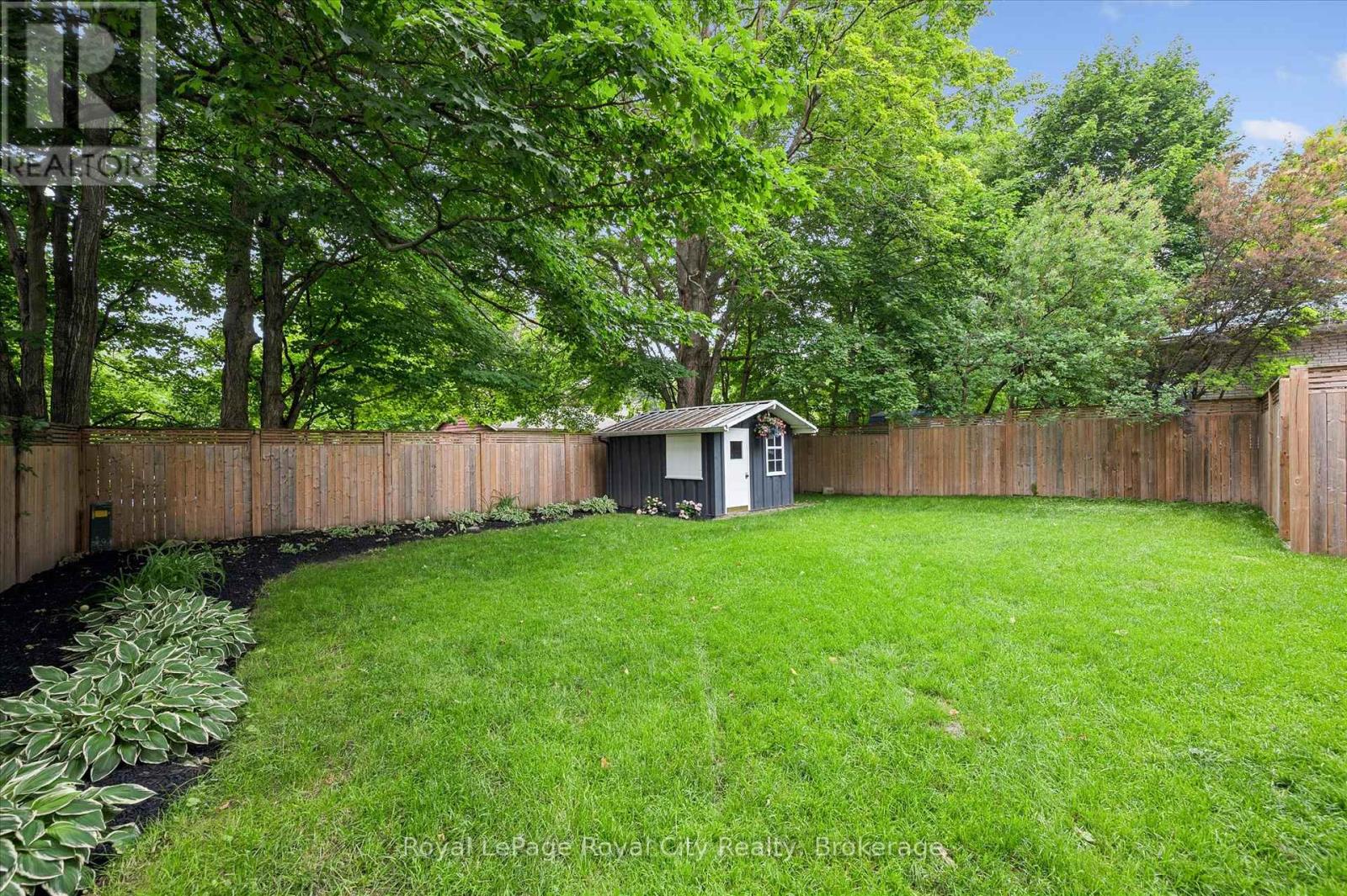 535 Sprucehill Avenue, Waterloo, Ontario  N2L 4V8 - Photo 41 - X13459364