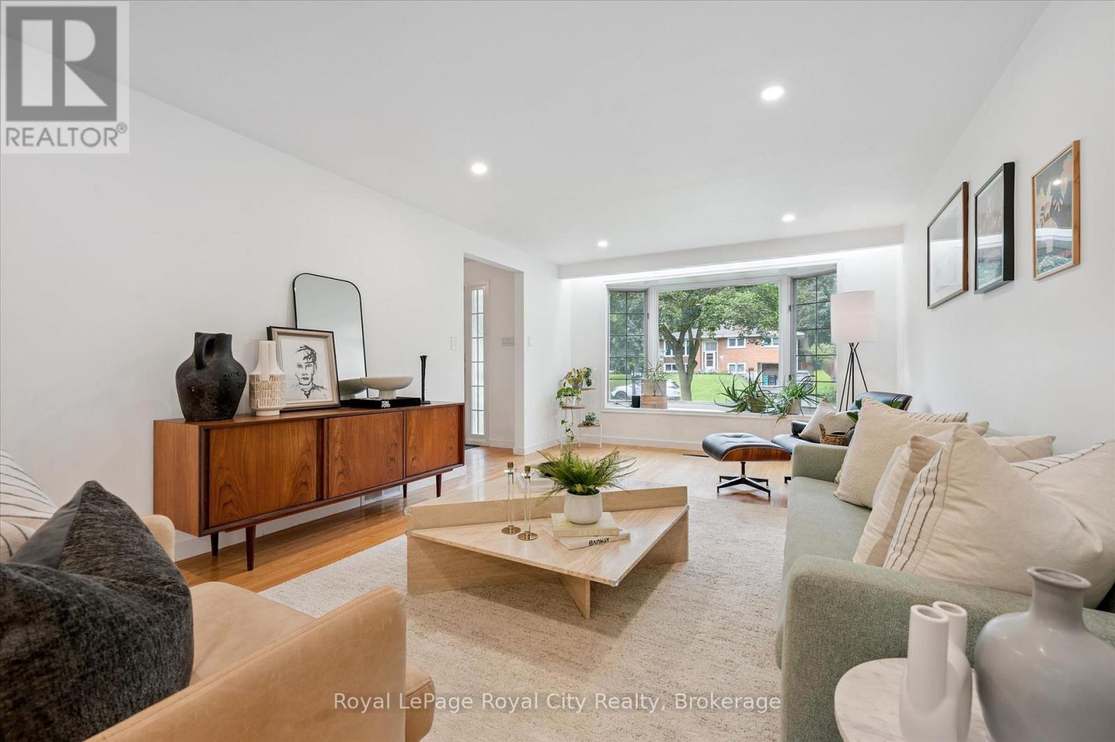 535 Sprucehill Avenue, Waterloo, Ontario  N2L 4V8 - Photo 6 - X13459364