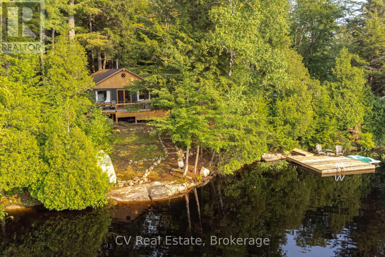 1027 North Pine Drive, Lake Of Bays, Ontario  P0A 1E0 - Photo 3 - X13459492