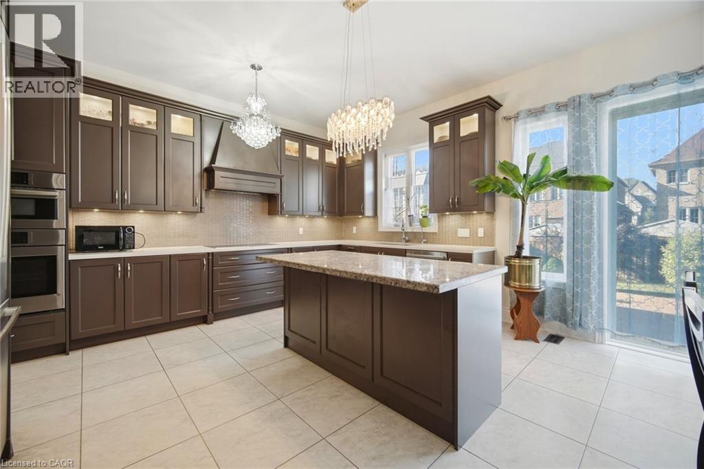 35 Gordon Randle Drive, Brampton, Ontario  L6P 4G8 - Photo 8 - 40840975