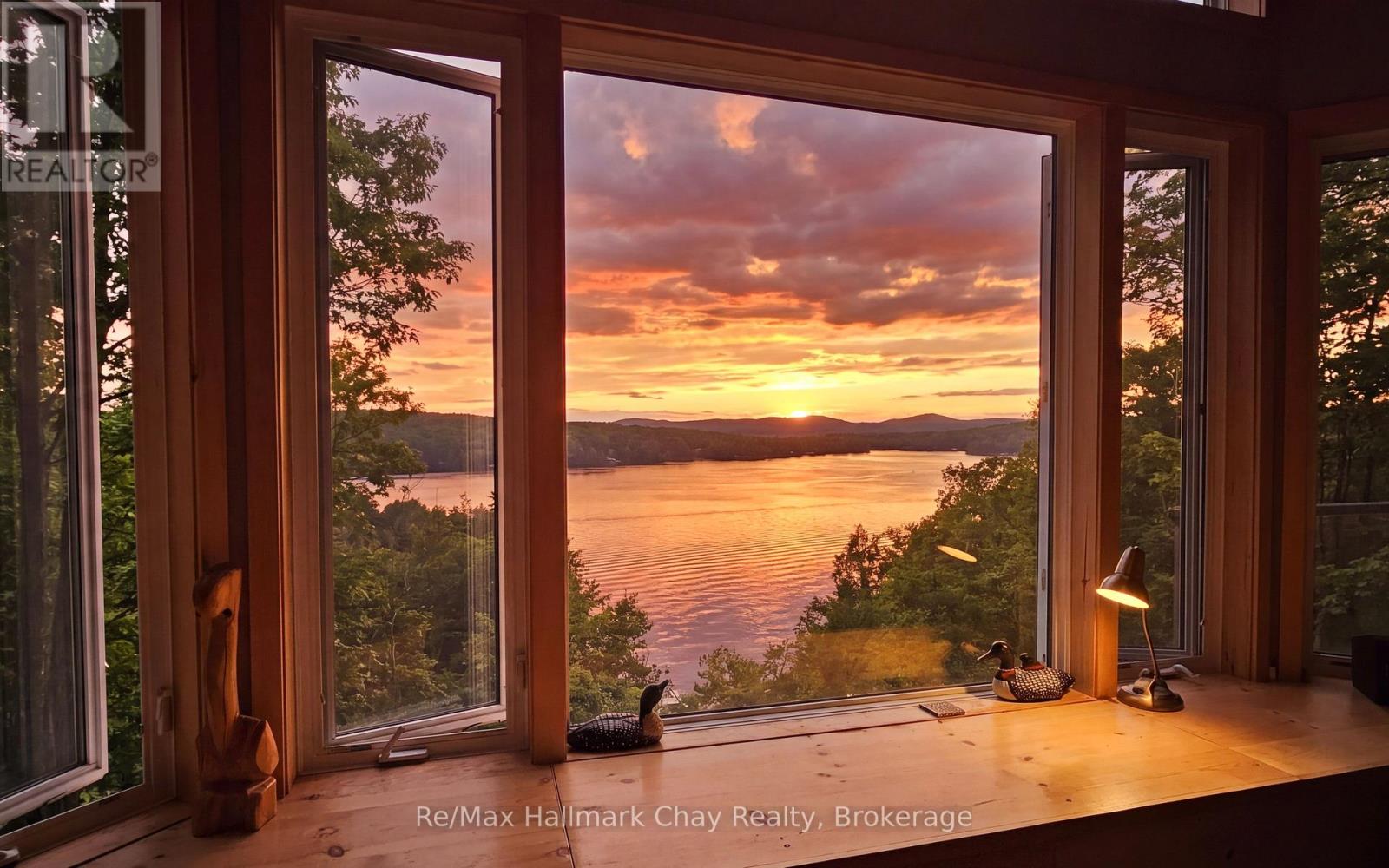 1497 Fox Point Road, Lake Of Bays, Ontario  P0A 1H0 - Photo 4 - X13459608