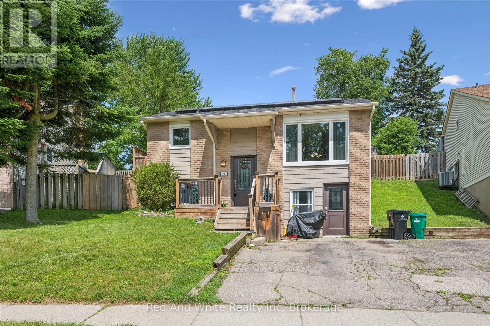 24 Byton Lane, Cambridge, Ontario  N1S 4L9 - Photo 2 - X13459834
