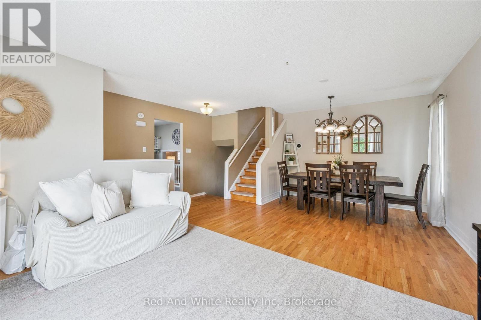 24 Byton Lane, Cambridge, Ontario  N1S 4L9 - Photo 6 - X13459834