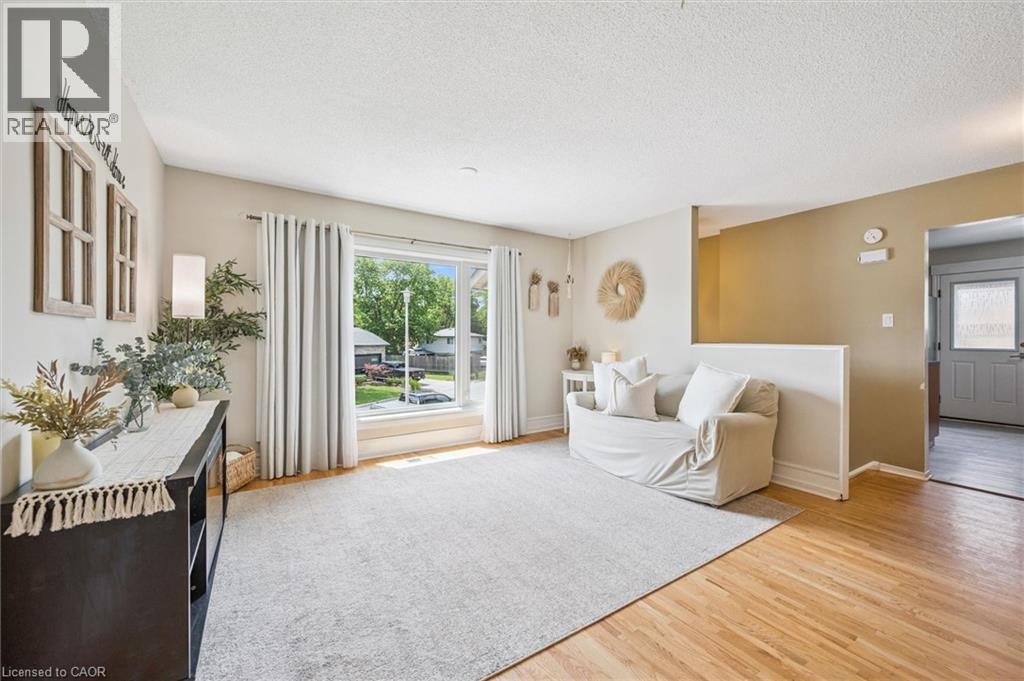 24 Byton Lane, Cambridge, Ontario  N1S 4L9 - Photo 6 - 40837831
