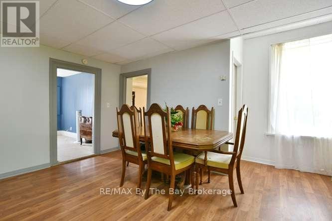 11 Edward Street W, Clearview, Ontario  L0M 1G0 - Photo 10 - S13460000