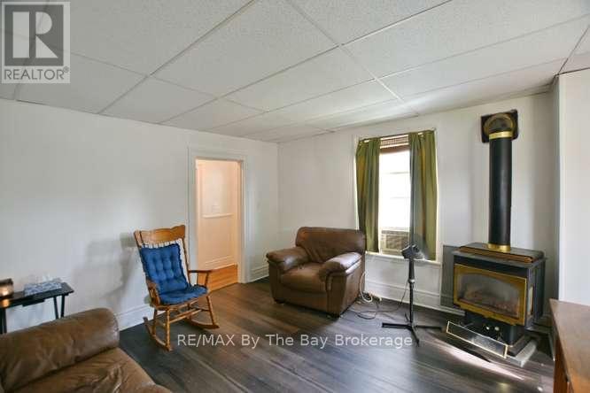 11 Edward Street W, Clearview, Ontario  L0M 1G0 - Photo 19 - S13460000