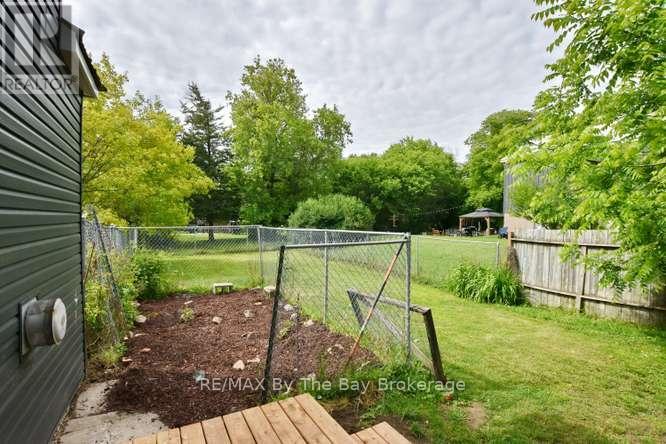 11 Edward Street W, Clearview, Ontario  L0M 1G0 - Photo 22 - S13460000