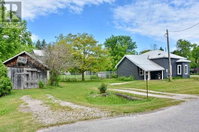 11 Edward Street W, Clearview, Ontario  L0M 1G0 - Photo 25 - S13460000