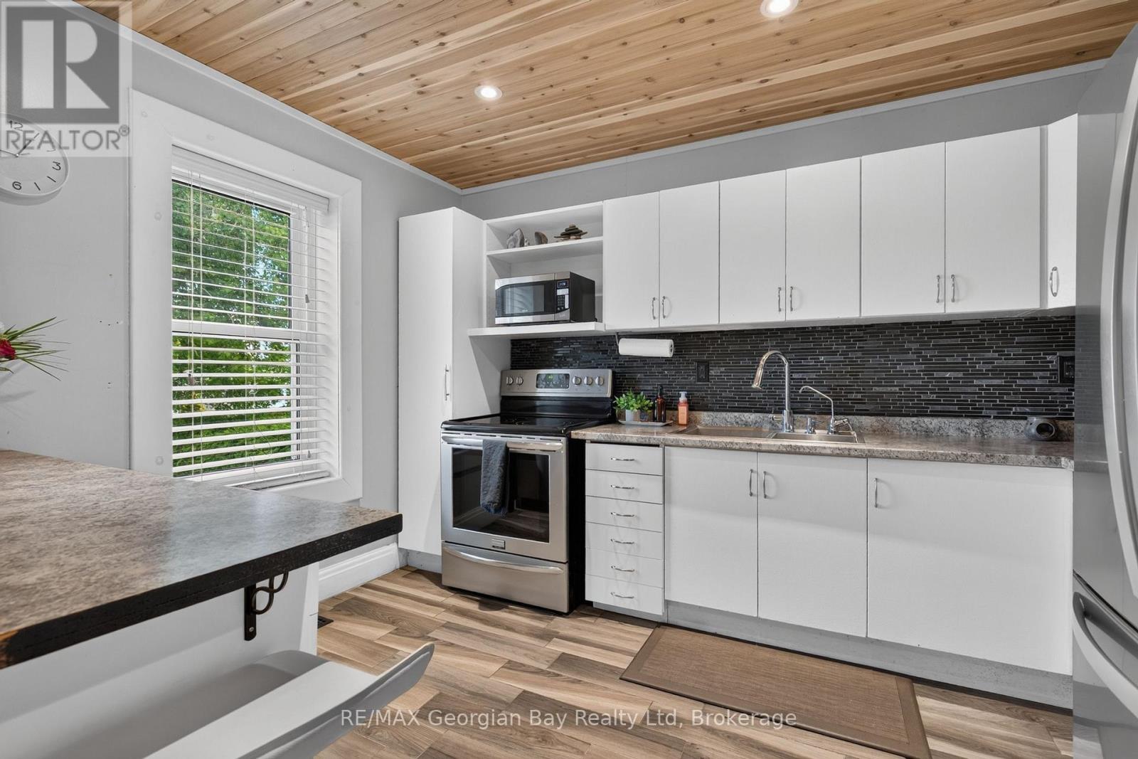 241 Donalda Street, Midland, Ontario  L4R 2N4 - Photo 4 - S13460042