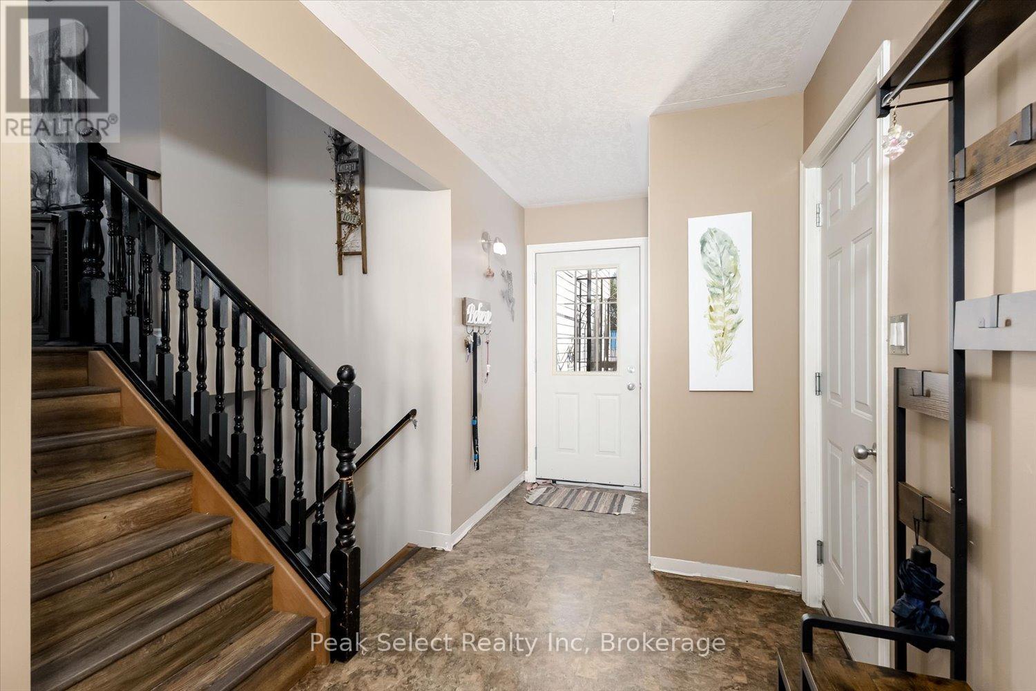 59 Albert Street, West Perth, Ontario  N0K 1N0 - Photo 3 - X13459994