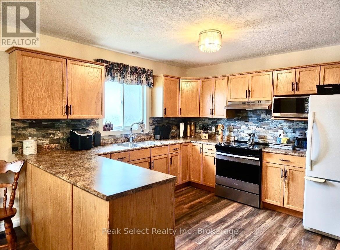 59 Albert Street, West Perth, Ontario  N0K 1N0 - Photo 8 - X13459994