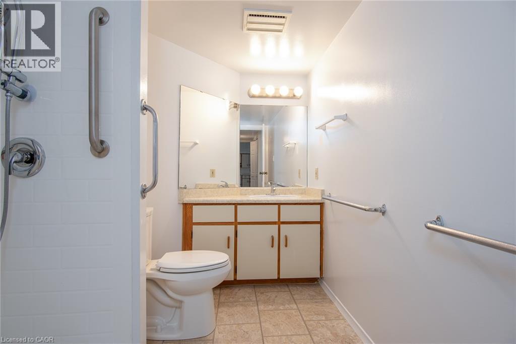384 W Erb Street Unit# 207, Waterloo, Ontario  N2L 1W6 - Photo 27 - 40840713