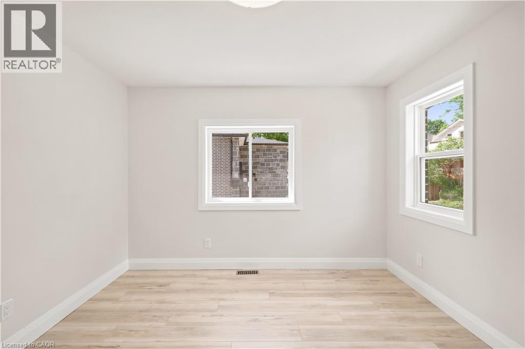 131 St George Street, Kitchener, Ontario  N2G 2T2 - Photo 12 - 40840197
