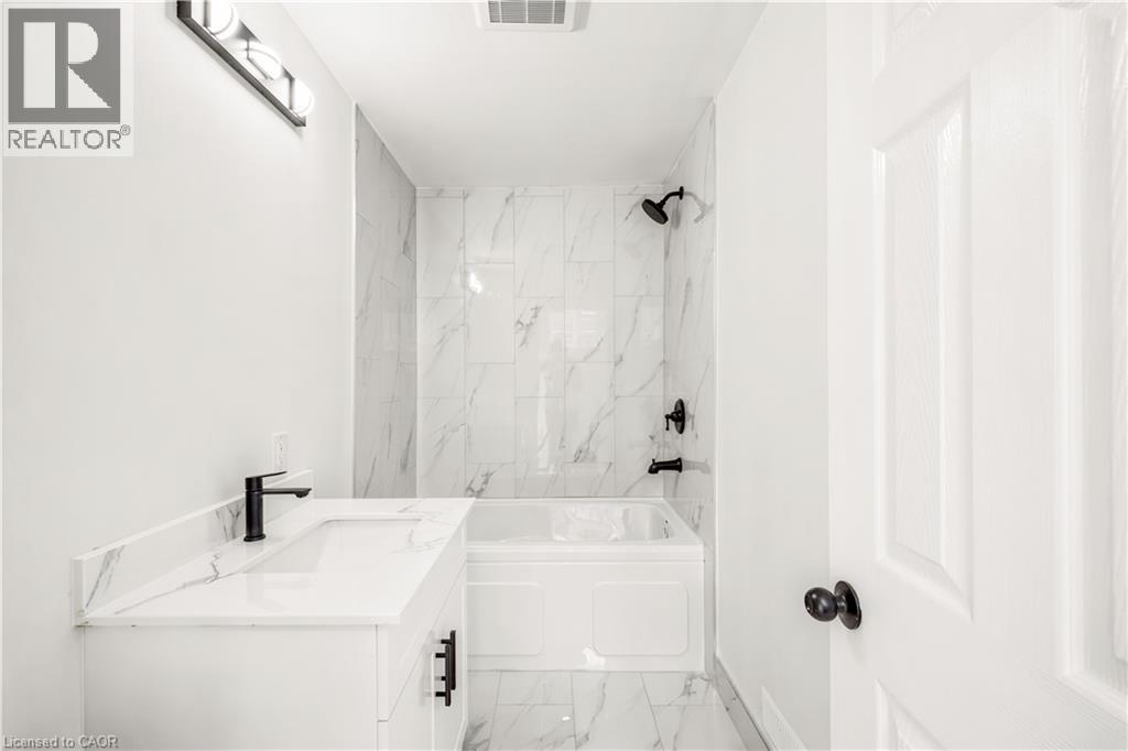 131 St George Street, Kitchener, Ontario  N2G 2T2 - Photo 26 - 40840197